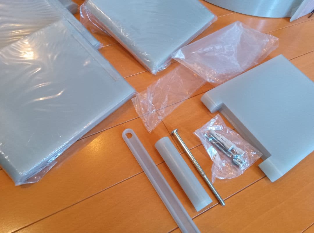 J*8様 新品KartellBOOKWARMカルテルブックワーム80033.2m