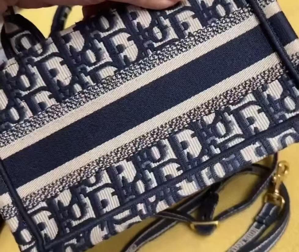 ロゴ入りキャンバスバッグ断捨離~