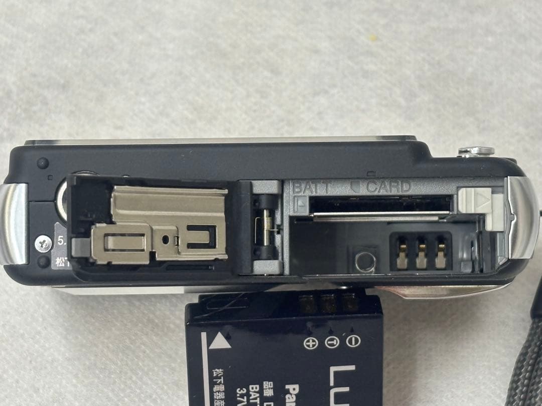 パナソニック Panasonic ルミックス DMC-FX50 (黒)中古美品