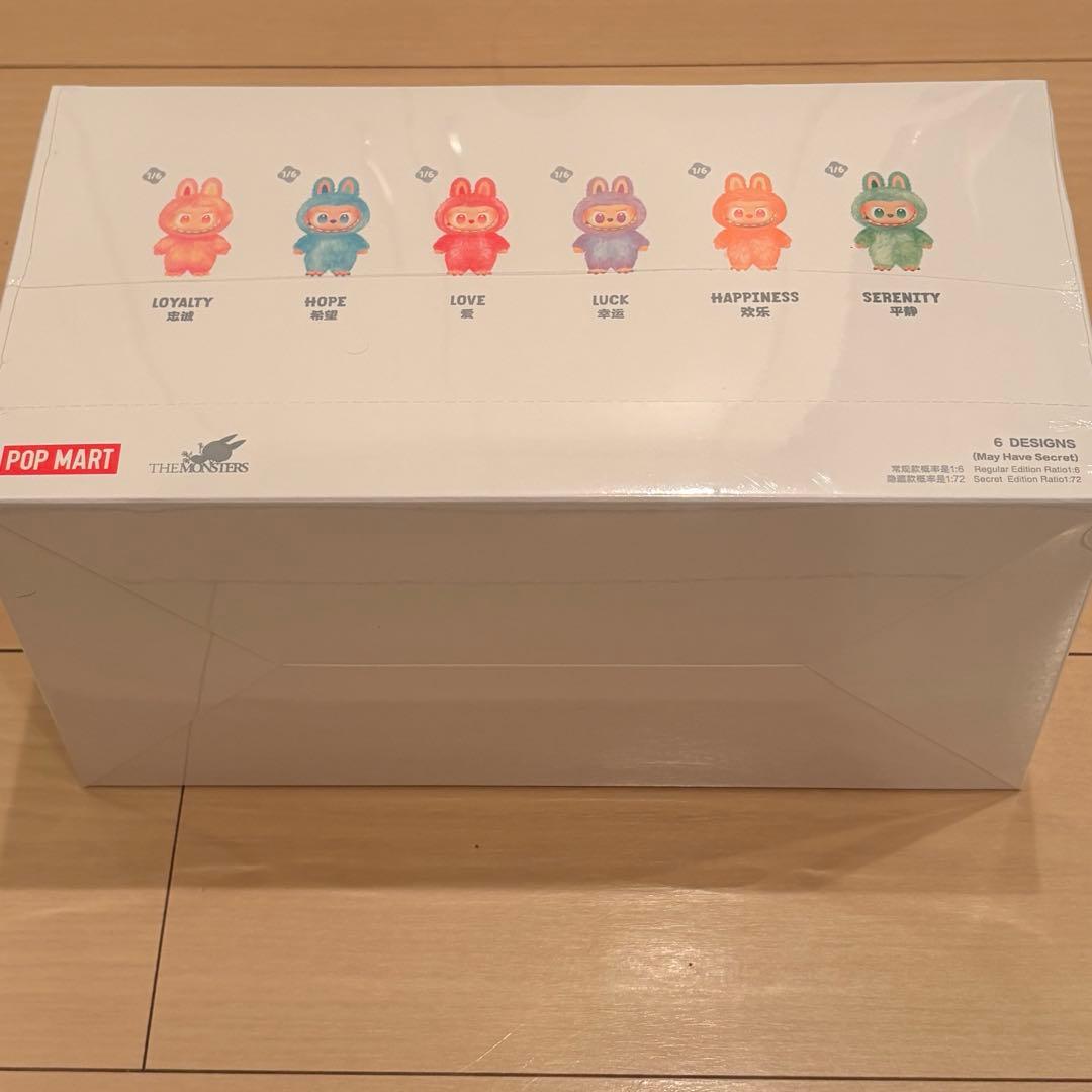 ラブブ　エナジーラブブ　Labubu Big into Energy