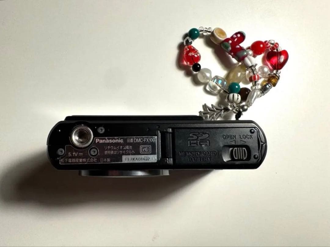 デジタルカメラ Panasonic DMC-FX100