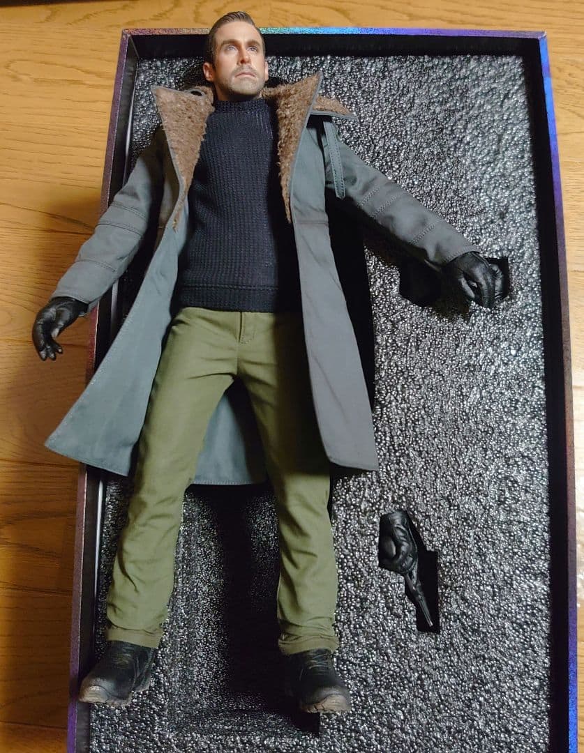 ARTISAN ブレードランナー2049 1/6 フィギュア ホットトイズ系