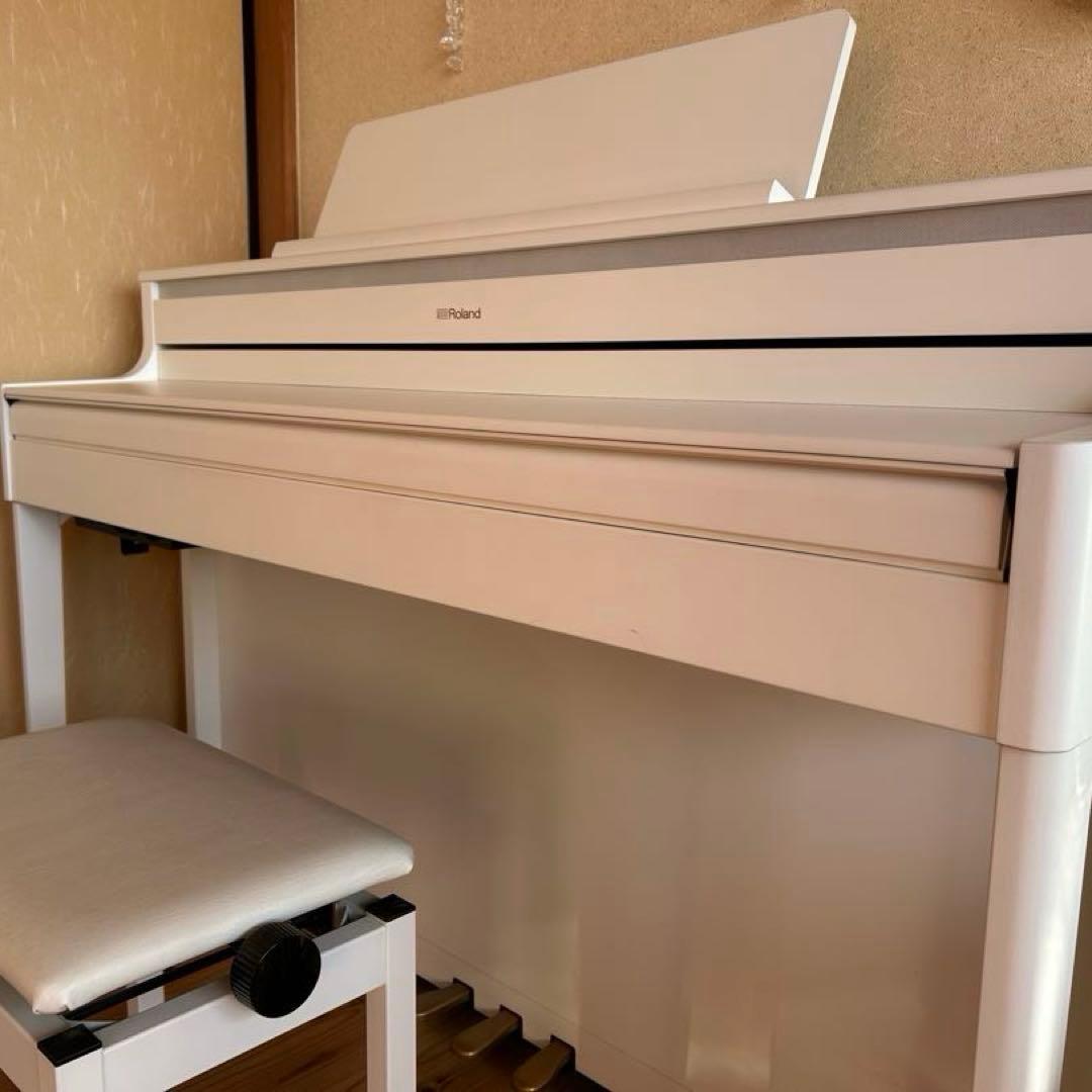 ローランド　HP704 88鍵 電子ピアノ　ホワイト