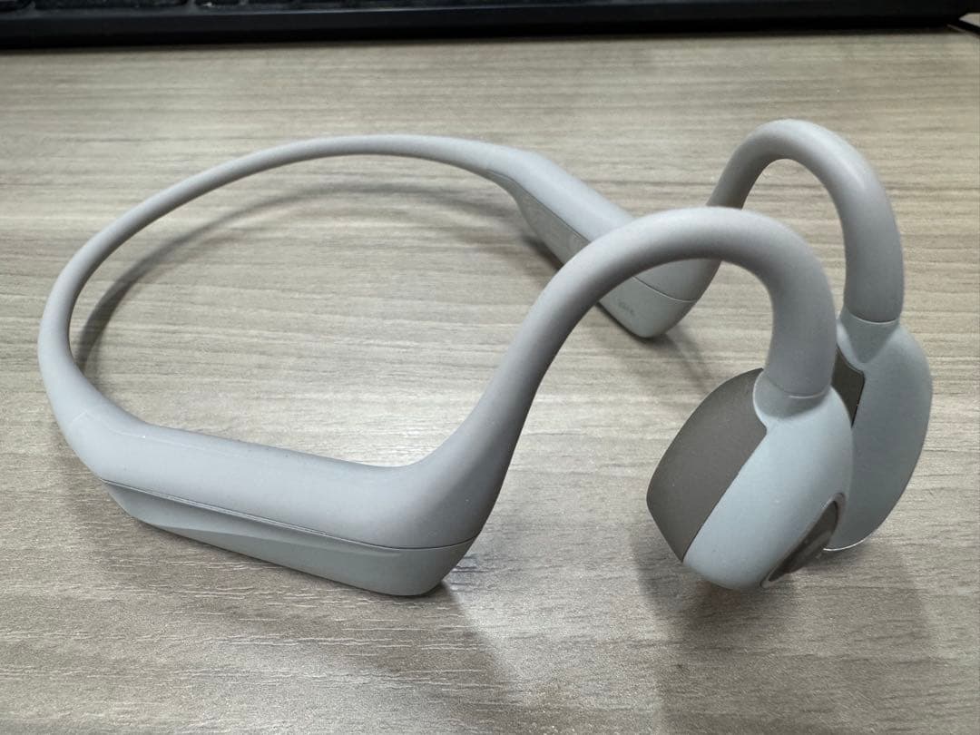 Audio-technica骨伝導イヤホン グレー 収納ケース付き