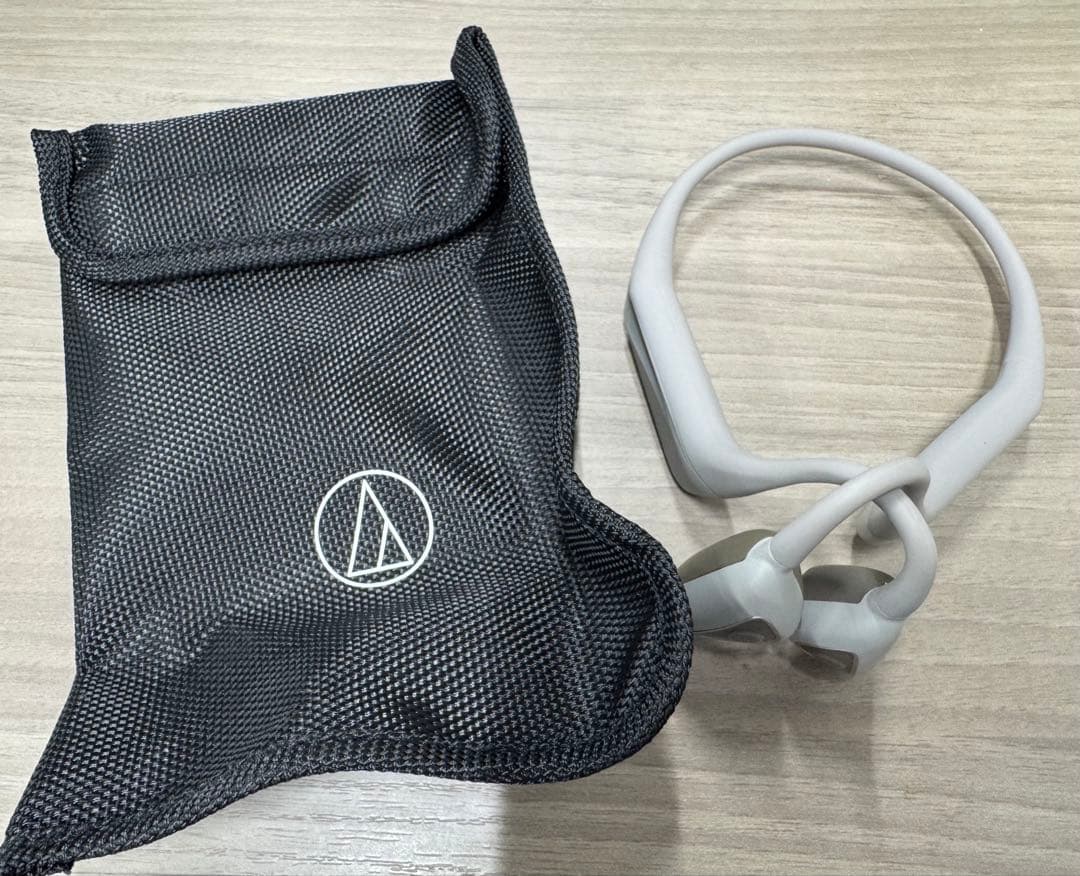 Audio-technica骨伝導イヤホン グレー 収納ケース付き
