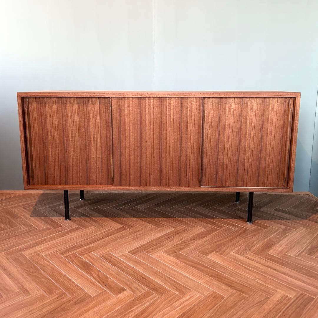 れ*ど様 チーク サイドボード チェスト 北欧 ミッドセンチュリー ビンテージ