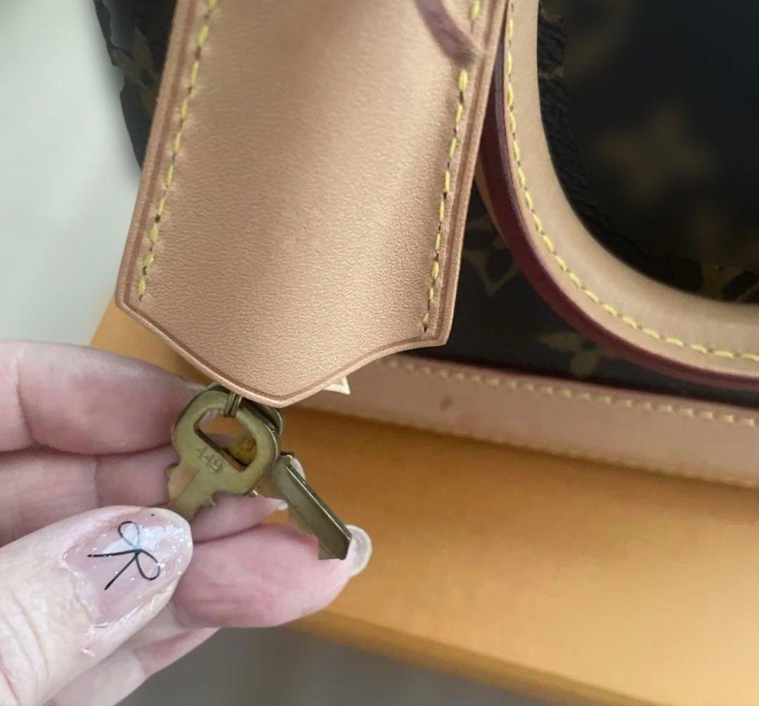 写真ルイ・ヴィトン モノグラム ハンドバッグ