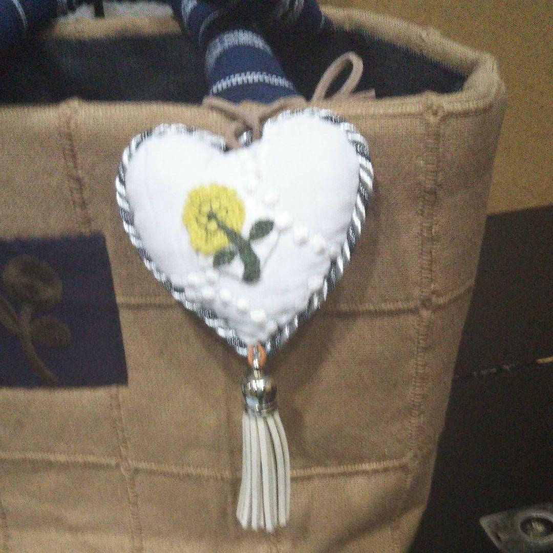 ミナペルホネントートバッグいっぱいサイズと三点セット