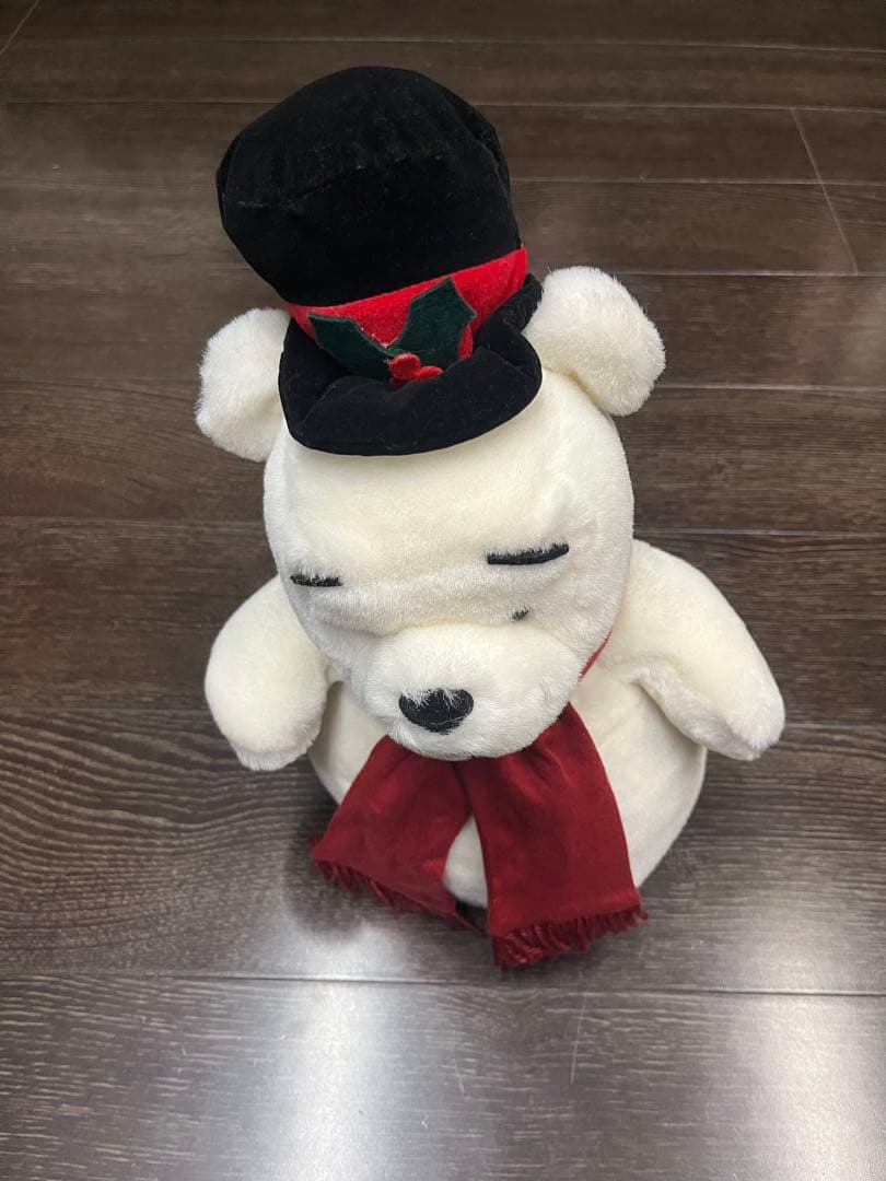クマのプーさん　ホワイトぬいぐるみ