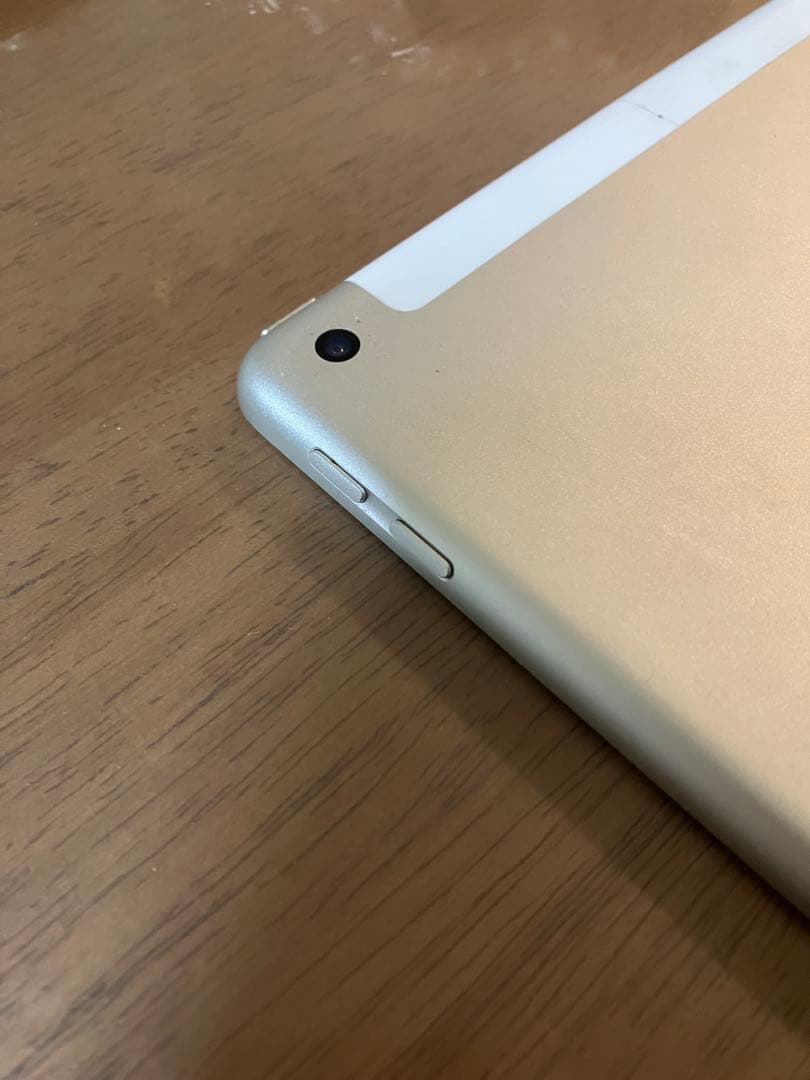 【最大容量100%】iPad 第6世代 Wifi+Cellular 32GB