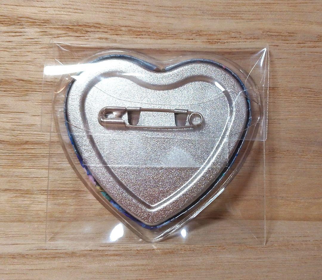 【希少】忍たま乱太郎 尾浜勘右衛門 たまご探しの段 ハート型缶バッジ