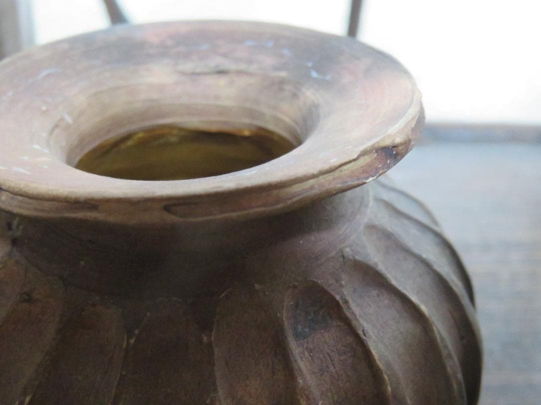 ◆377◆ 灰陶鎬文瓶　花瓶　イラン　テッペハサンル　黒釉篠木文壺