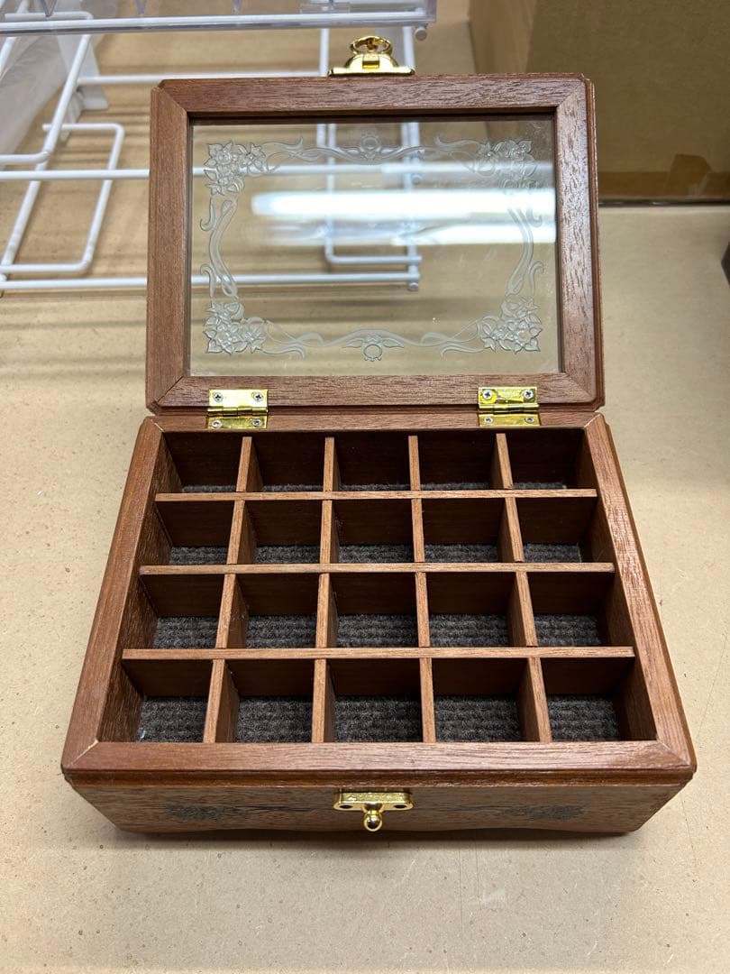 こだわり木製コレクションボックス 20区画