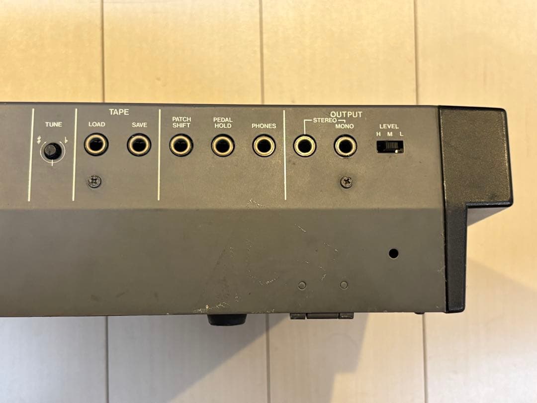 【名機】Roland JUNO-106 シンセサイザー(ジャンク）