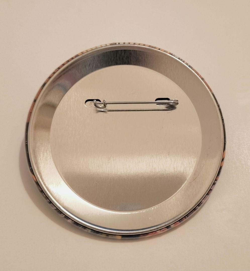 顔のない月 CARNELIAN 鈴菜 水菜 缶バッジ