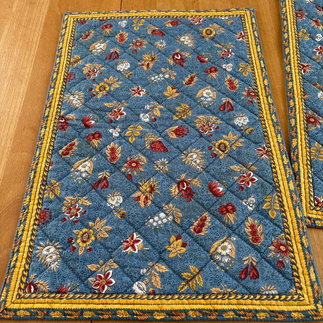 《ヴァルドローム・フランス》 プロバンス柄ランチョンマット4枚セット