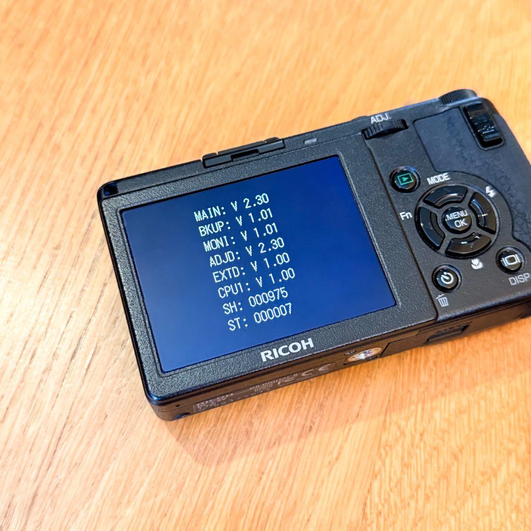 極美品 975ショット RICOH GR DIGITAL II デジタルカメラ