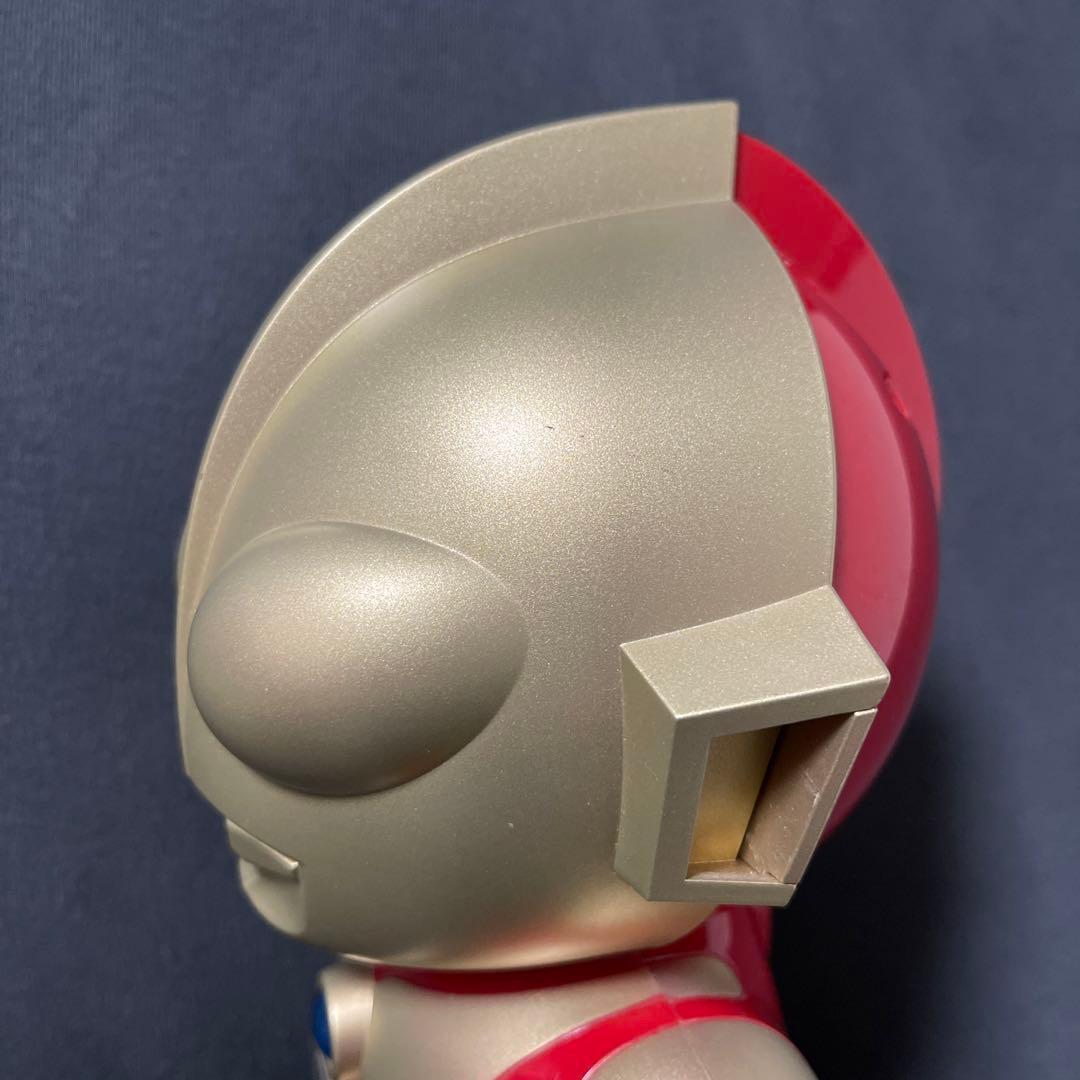 ウルトラマン　6500個　限定　目覚まし時計