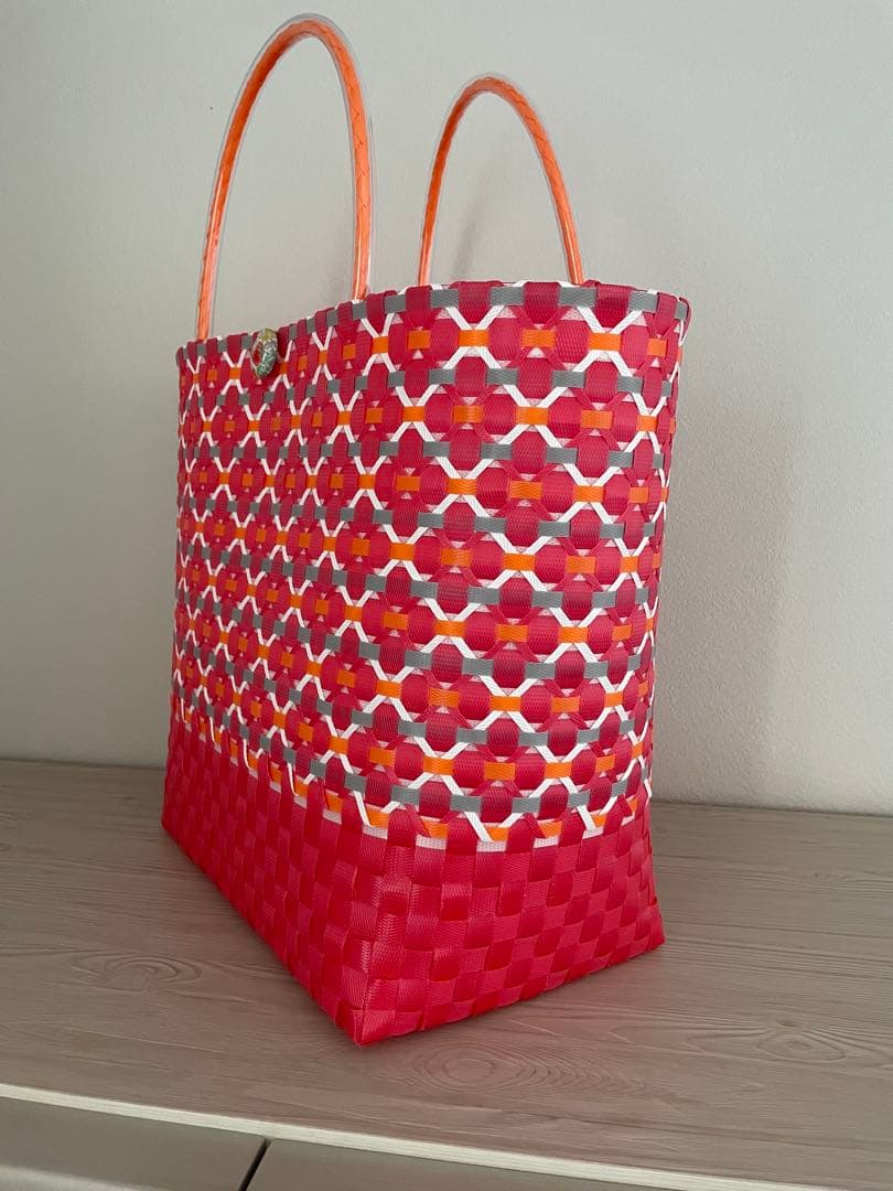 レトロポップ　プラカゴ　花柄 レッドxオレンジ　2XL 特大サイズ　A4収納可