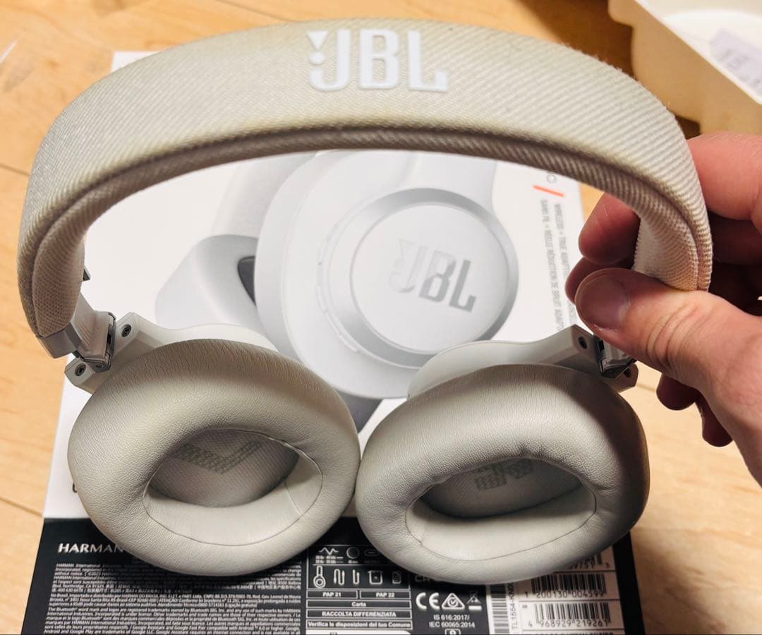 JBL LIVE770NC ワイヤレスヘッドホン