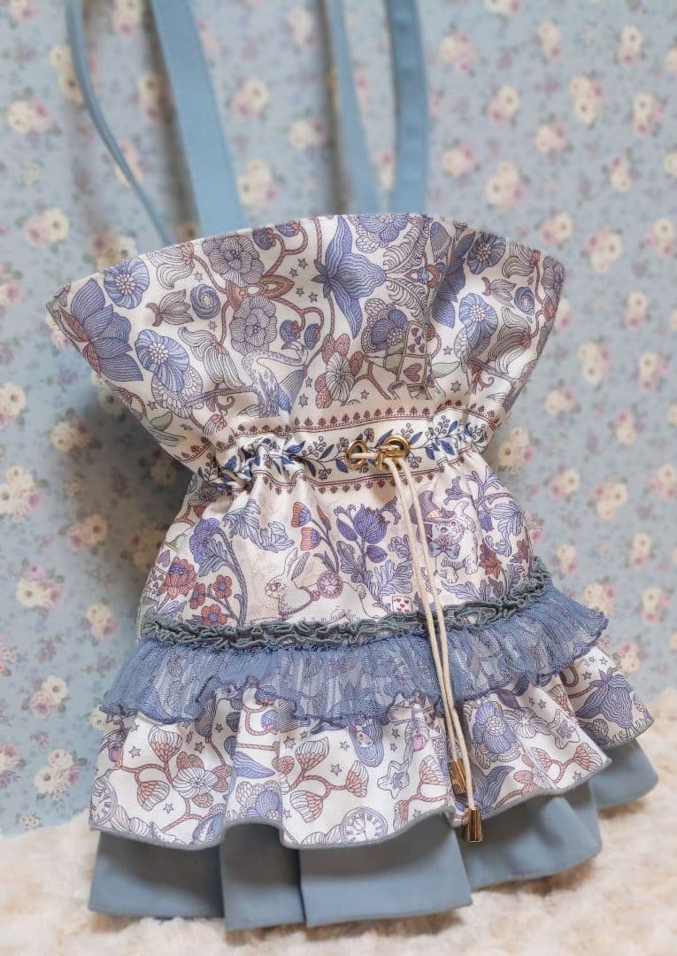 肩がけフリル巾着ショルダーバッグ　メゾンドクチュール　ジョリーフルール