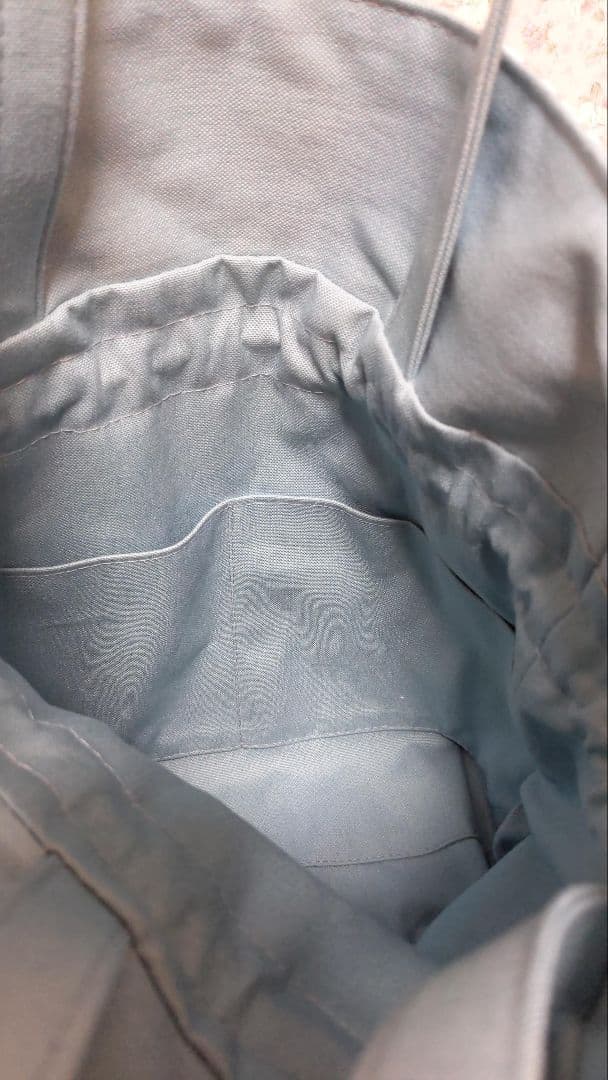 肩がけフリル巾着ショルダーバッグ　メゾンドクチュール　ジョリーフルール