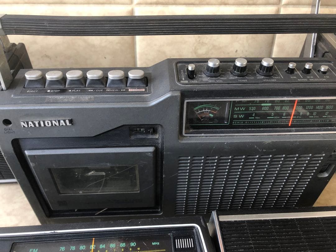 SONY カセットレコーダーCF-1950などジャンク品ラジオ5台(G23)