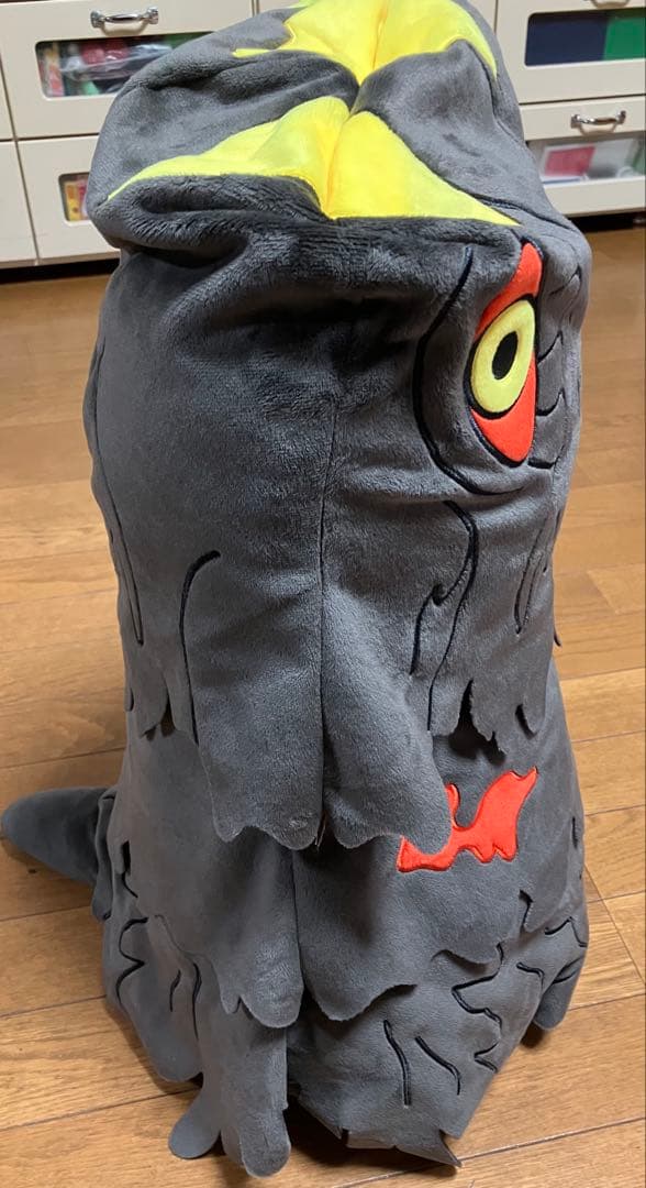 新品タグ付き　ヘドラ　巨大クッション　ゴジラ　でかい53cm　重さ2kg