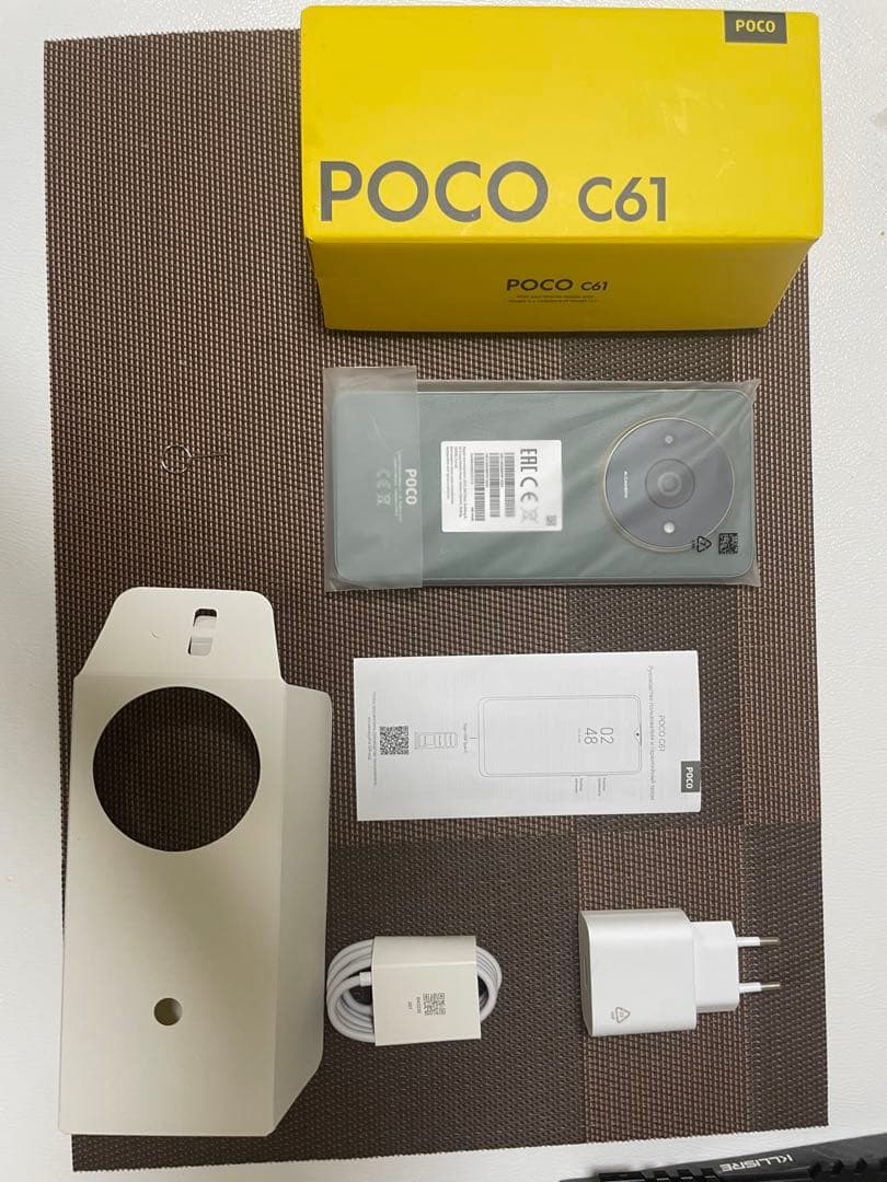 美品　POCO C61 ロシア版