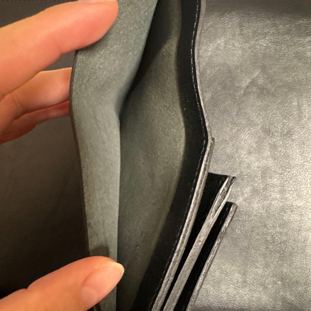 イルビゾンテ IL BISONTE 二つ折り財布　黒 収納袋付き