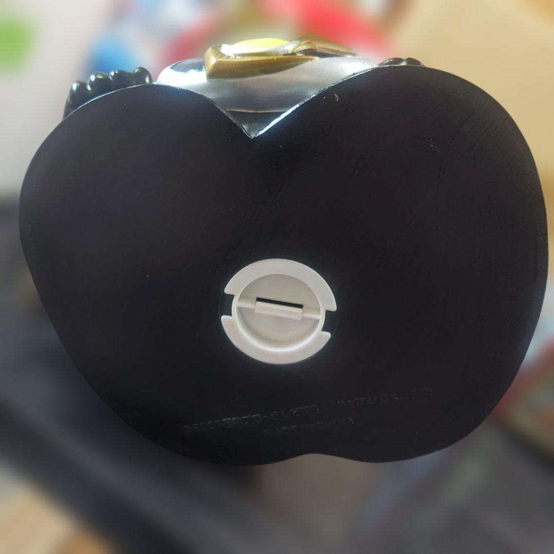 仮面ライダークウガ 貯金箱 と アクションフィギュア