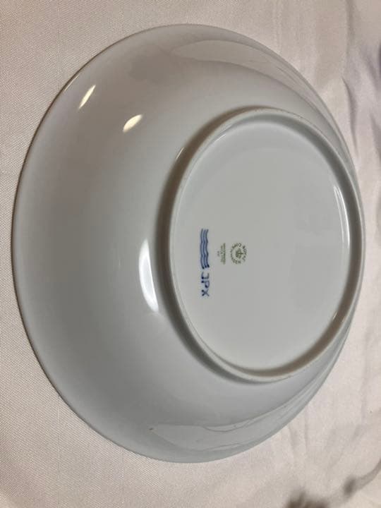 ロイヤルコペンハーゲン　ブルーパルメッテの30cmの大皿です。