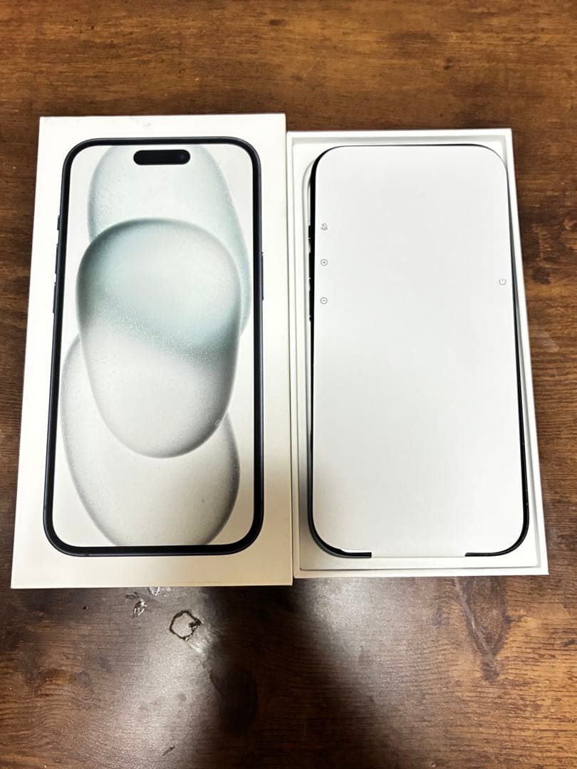 Apple iPhone15 128GB ブラック iPhone 本体