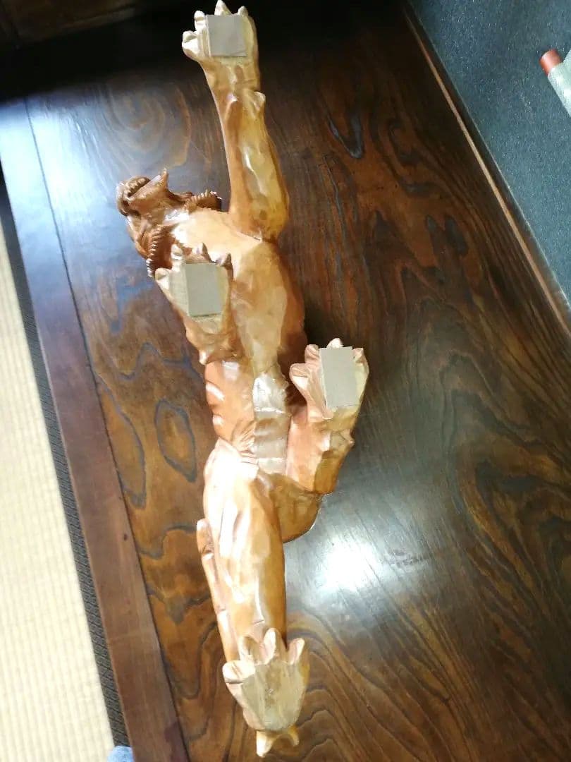 木彫りの虎 一本木 トラ 寅 彫刻 寅年 置物 木像 一刀彫 オブジェ 干支