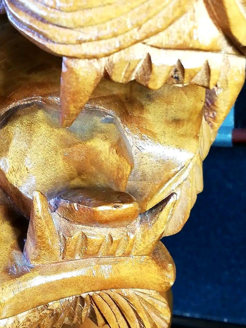 木彫りの虎 一本木 トラ 寅 彫刻 寅年 置物 木像 一刀彫 オブジェ 干支