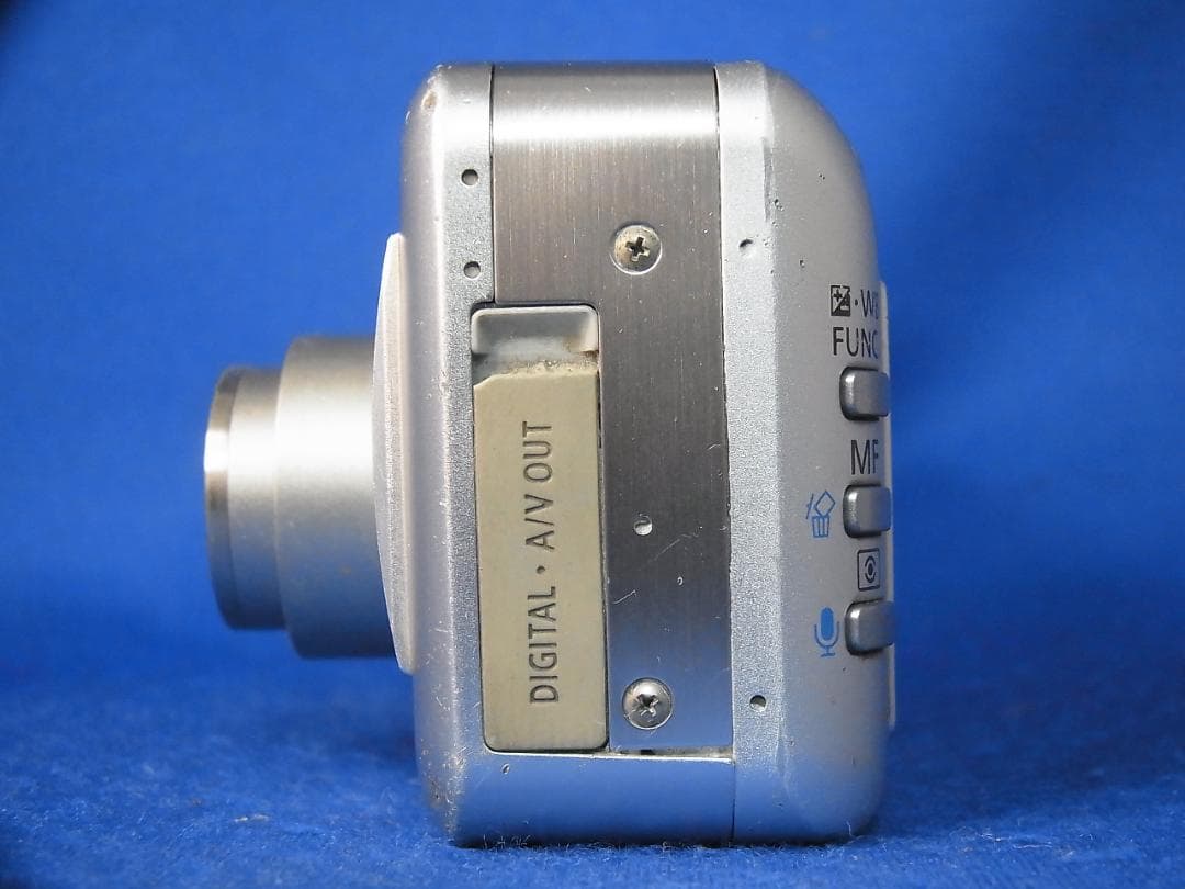 #3576 PowerShot S50 Canon 新品電池・充電器・CFカード