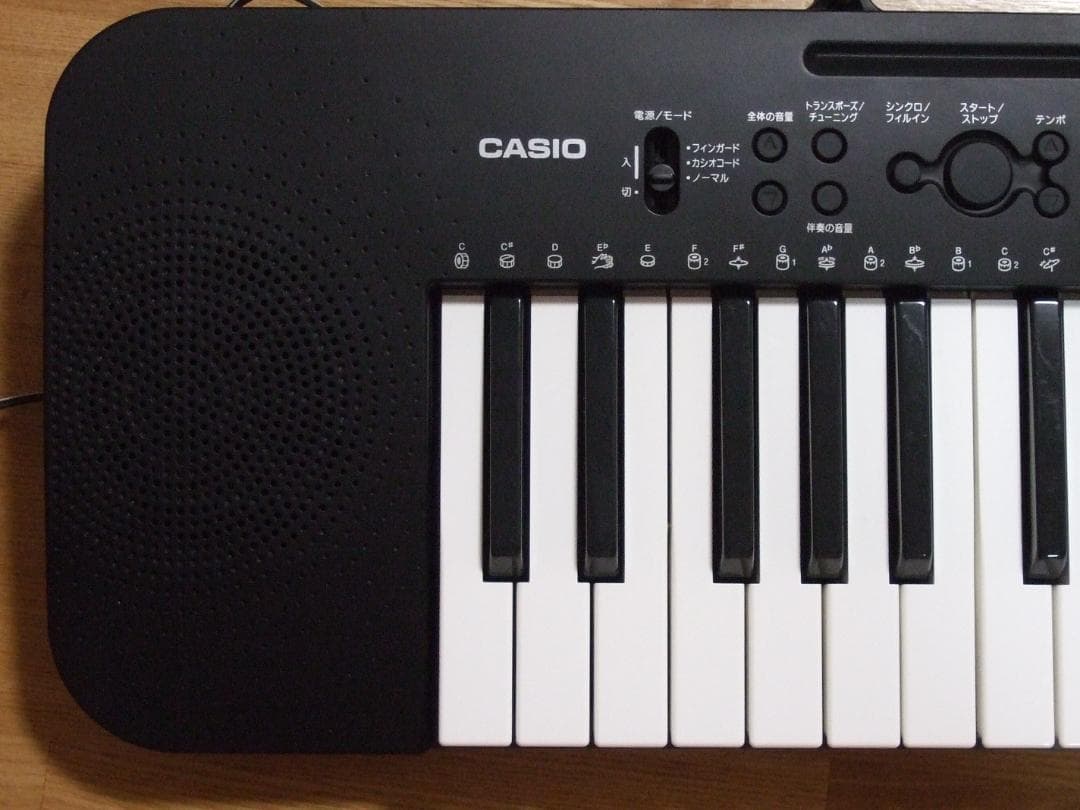 CASIO CTK-240 電子ピアノ 電子キーボード 49鍵 【送料込み】