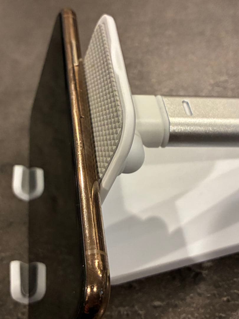 ちぃさん専用iPhone Ⅹs 64GB ゴールド SIMフリー 本体箱フィルム