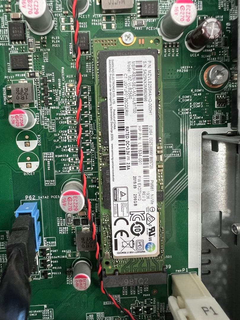 hp 2019年製 i3 8GBM.2SSD256GB OFFICE win11