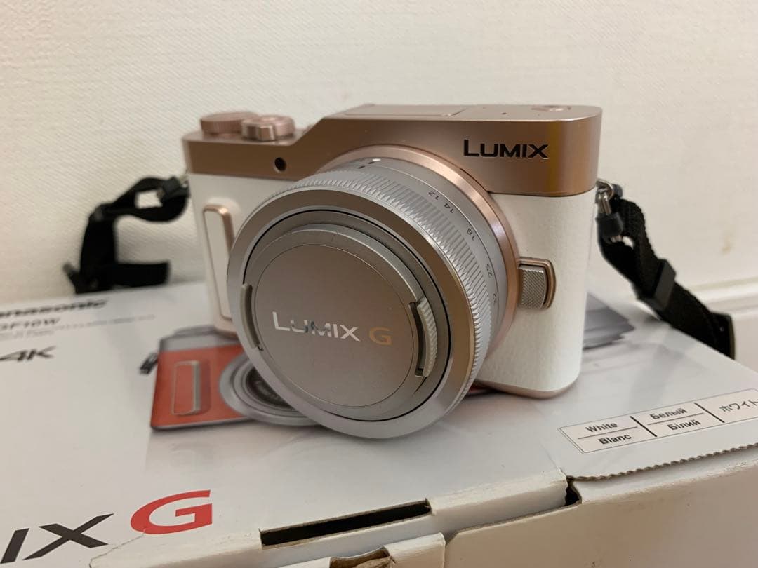 【美品】LUMIX G デジタルカメラ／ダブルレンズキット DC-GF10W