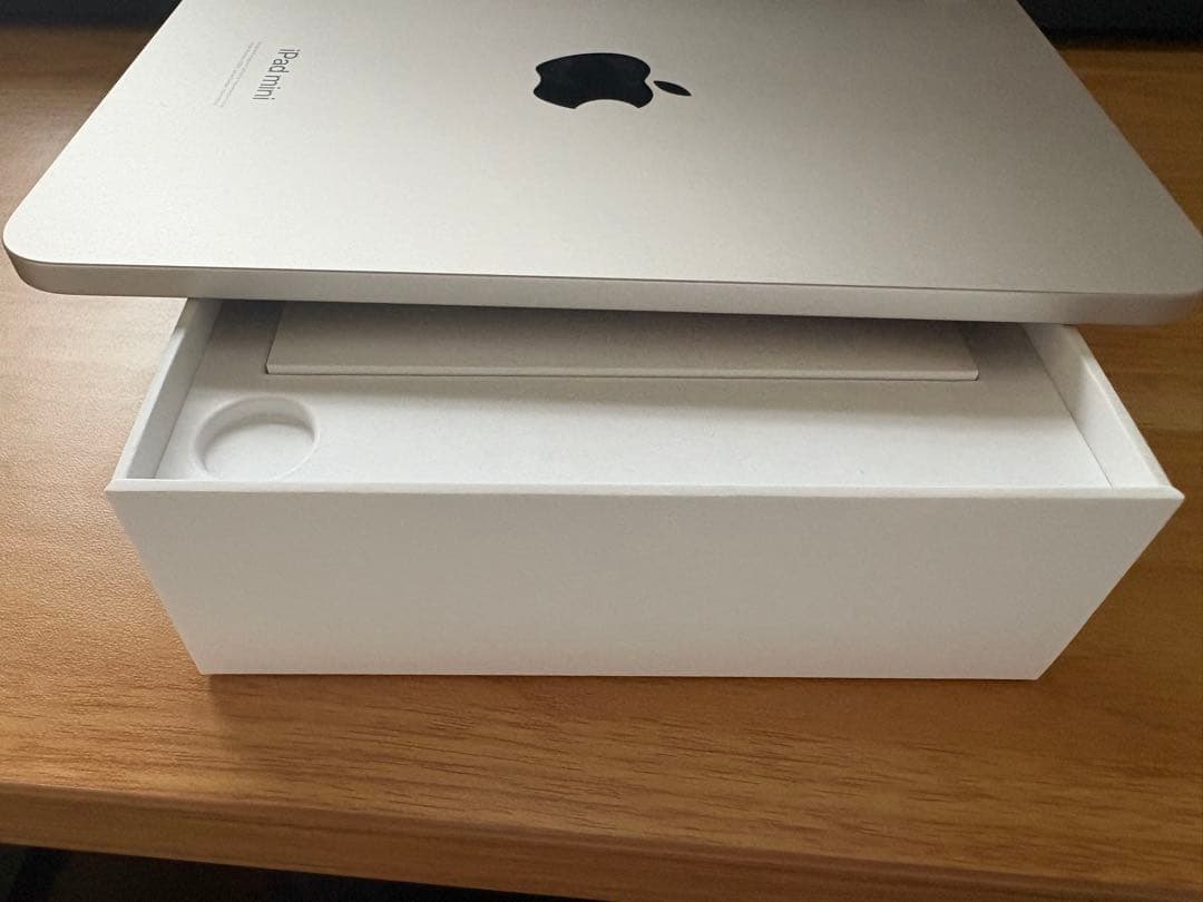 iPad mini (A17Pro) 128GB スターライト Wi-Fi