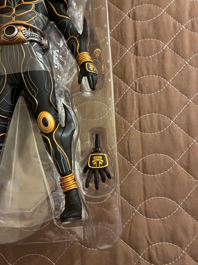 RAH DX 仮面ライダークウガ アルティメットフォーム