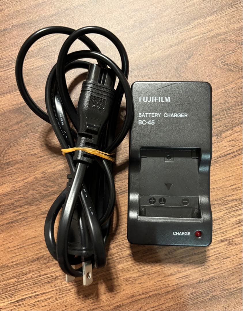 FUJIFILM 富士フィルム FINEPIX Z250fd デジタルカメラ