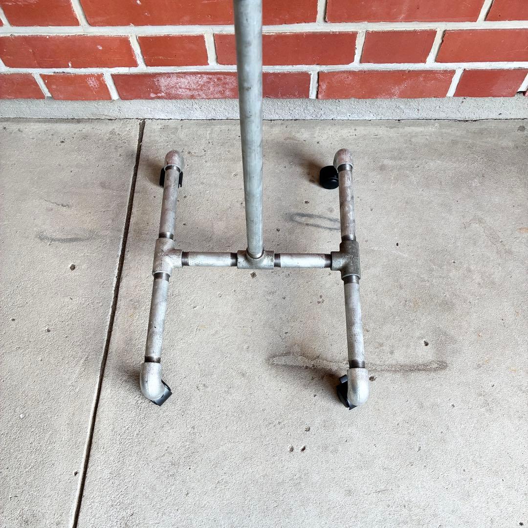 T字 ハンガーラック インダストリアル 鉄製 配管パイプ 無骨 シャビー 男前