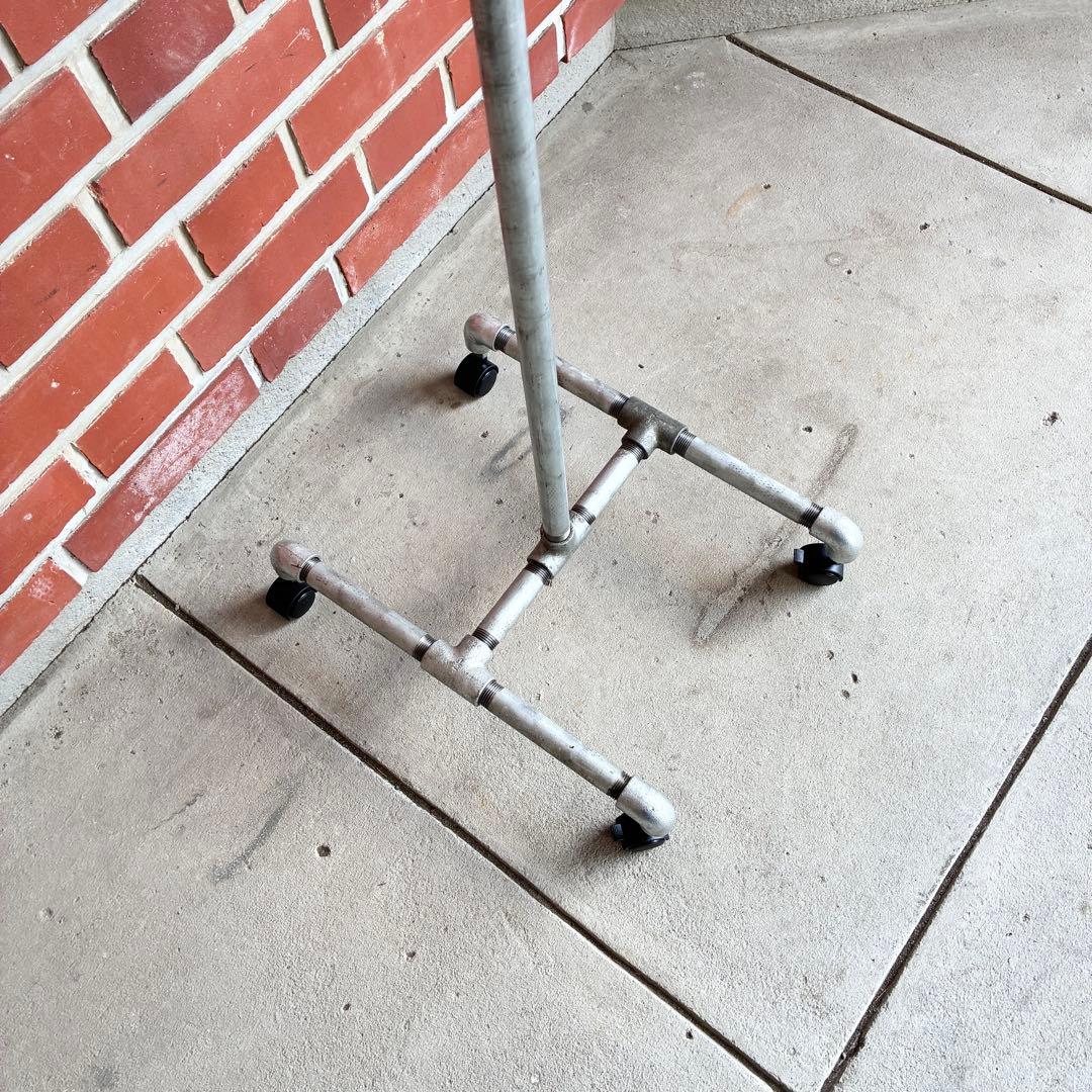 T字 ハンガーラック インダストリアル 鉄製 配管パイプ 無骨 シャビー 男前