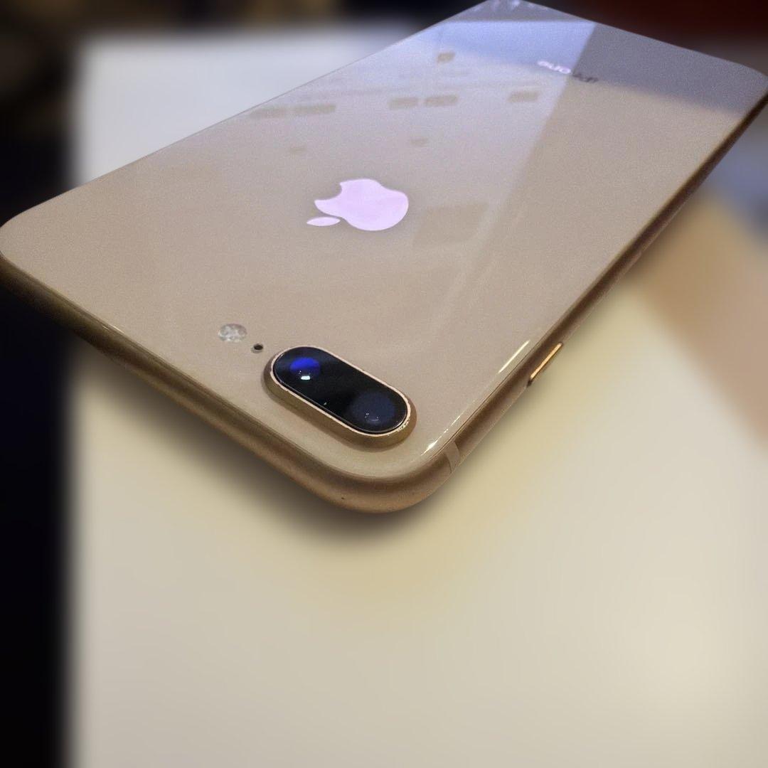 Apple iPhone 8 Plus 本体 イヤホン充電器未使用