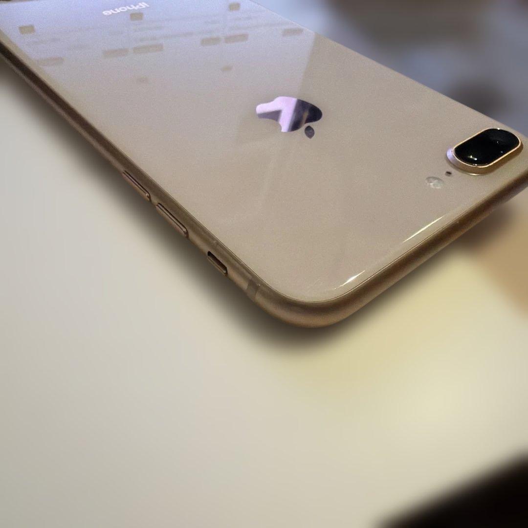 Apple iPhone 8 Plus 本体 イヤホン充電器未使用