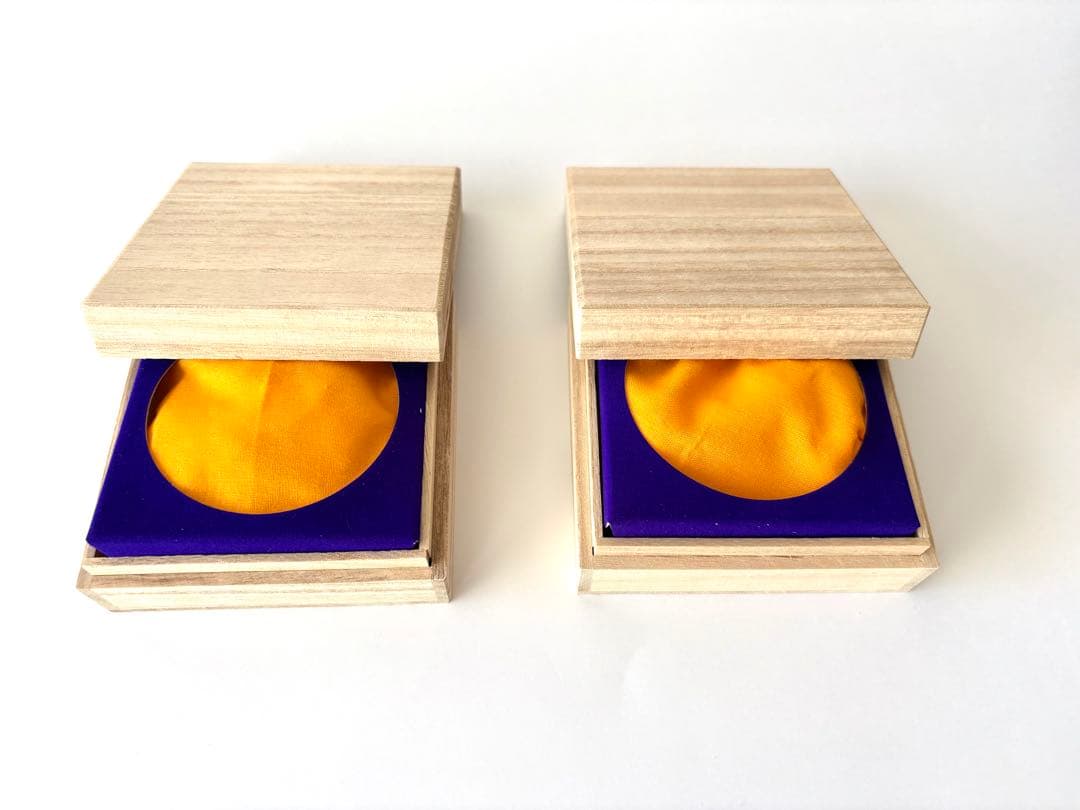 皇居 菊葉小箱 ボンボニエール 金銀2個セット