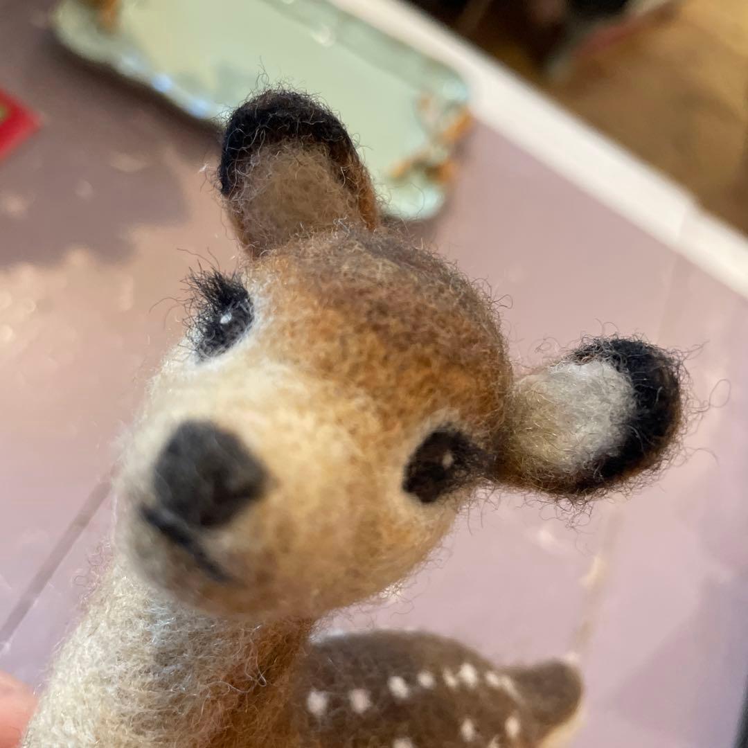 羊毛フェルトバンビ人形