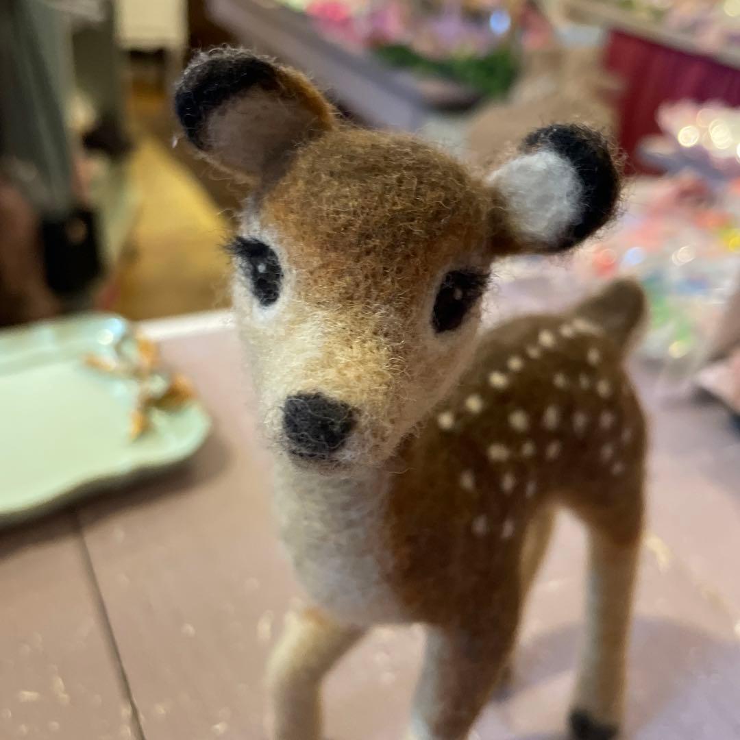 羊毛フェルトバンビ人形